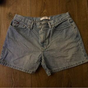 Tommy Hilfiger Women's Light Blue Jean Shorts